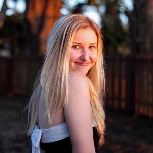 Meet your Posher, Alex